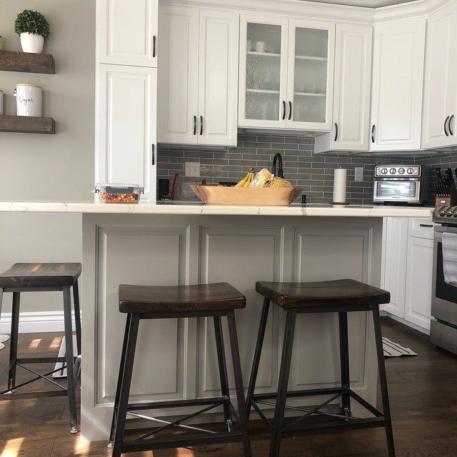 Set of 4 Saddle Stools, Reclaimed Wood Bar Stools, Counter Height Stools, Industrial Metal Stools, Sleek Bar Stools, Vintage style