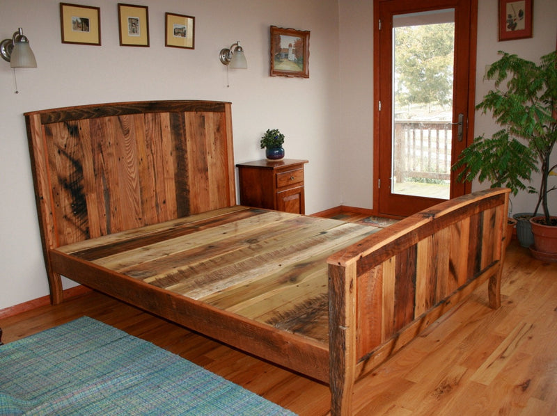 Cozy Country  Reclaimed Wood Bed Frame, Rustic Bed Frame King, Solid Wood Bed Frame, Chestnut Platform Bed ,Reclaimed Wood Platform Bed