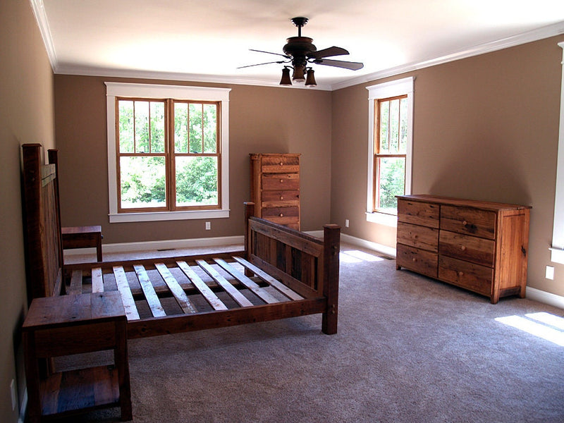 Reclaimed Wood Bed Frame, Cabin Bed, Solid Wood Platform Bed, Wormy Chestnut Bed Frame, Rustic Modern Bed, Wormy Chestnut Platform Bed, Boho