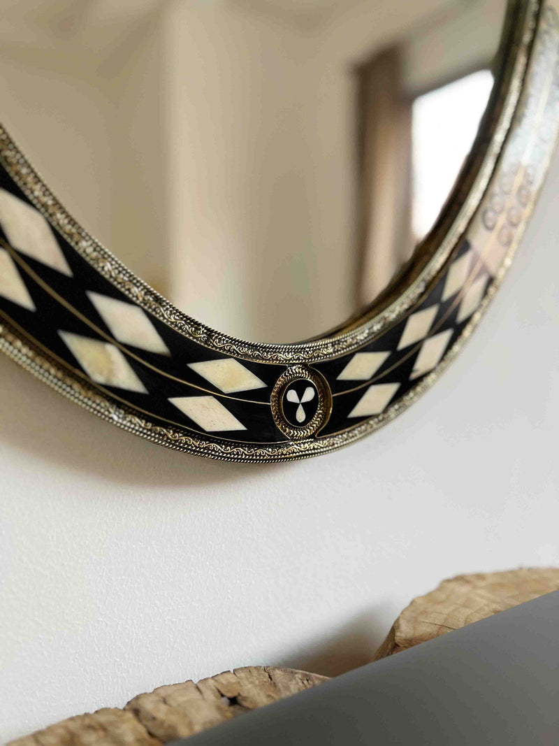 Luxury Oval Mirror - Bone Brass Frame Mirror