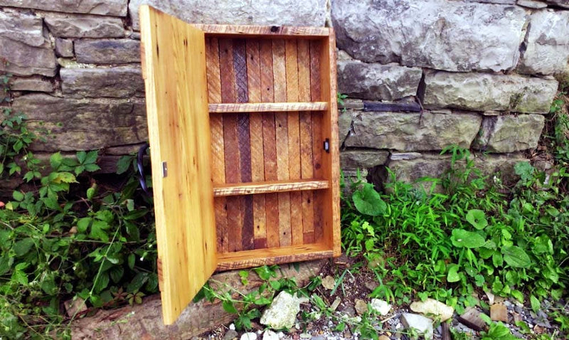 Medicine Cabinet, Rustic Cabinet, Wood Cabinet, Barn Wood Door, Reclaimed Wood Cabinet, Bath Vanity Cabinet, Bathroom Cabinet, Cabin Decor