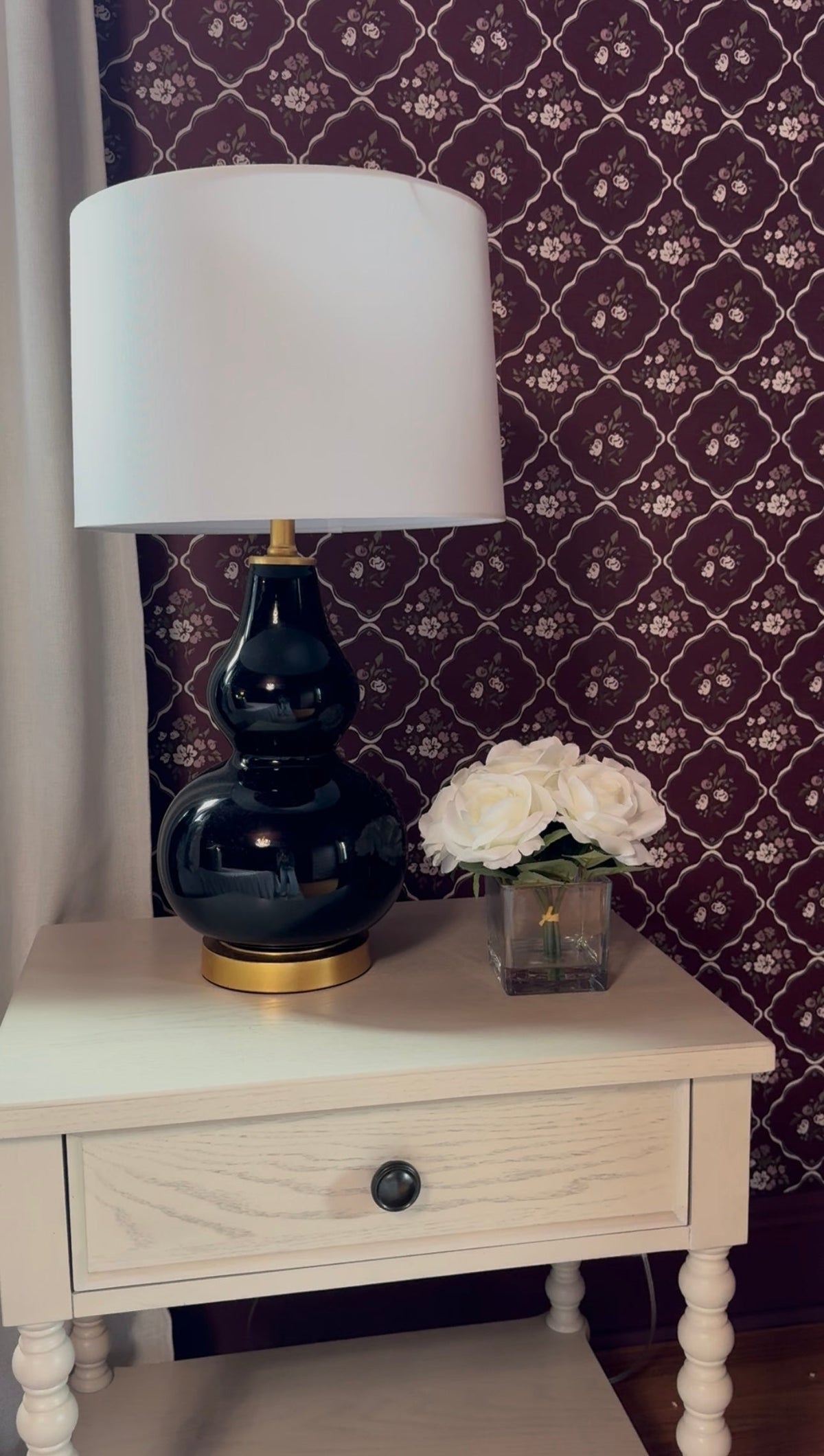 Nina Wallpaper by Ali Anni, photo 4 of 20