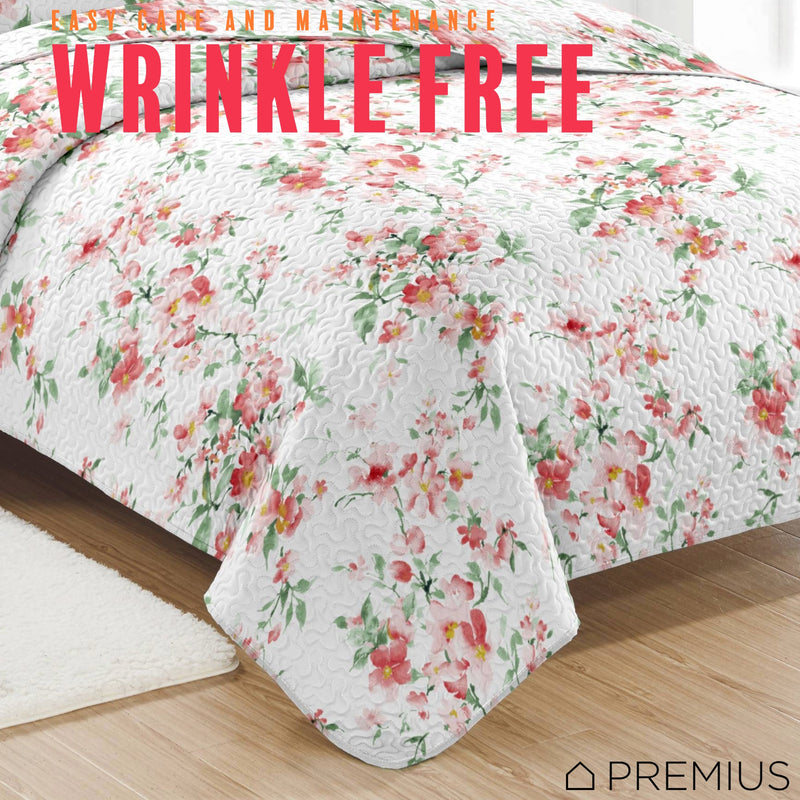 PREMIUS Jennifer 3 Piece Microfiber Wrinkle-Free Quilt Set, White-Red-Green