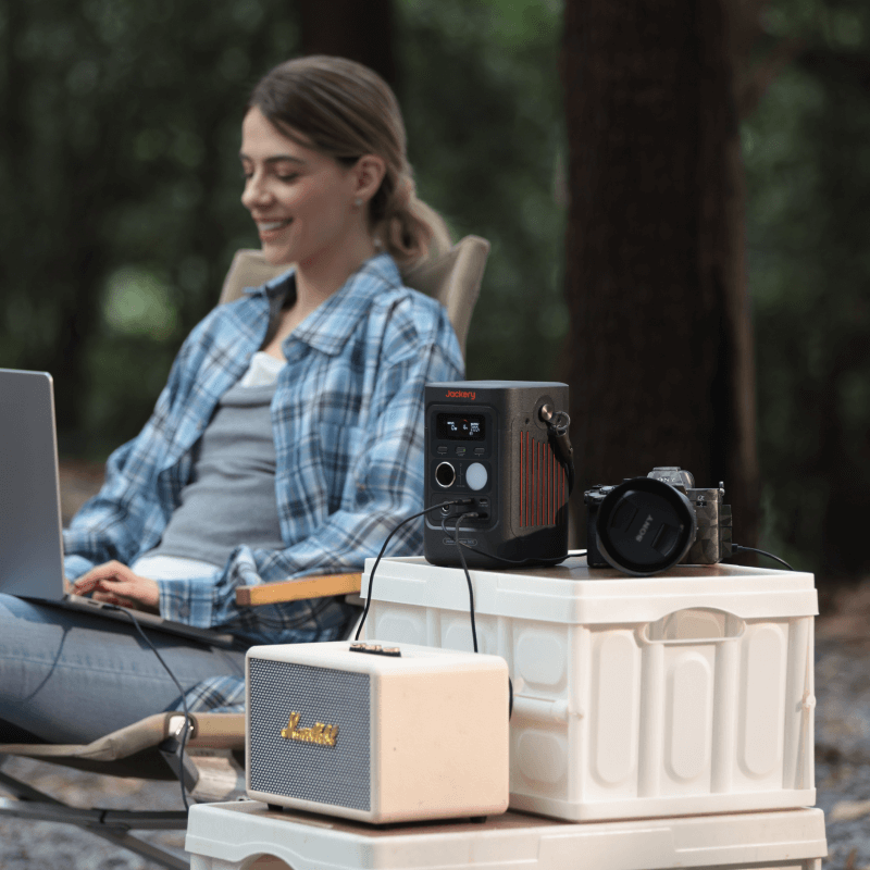 Jackery Explorer  300D Portable Power Station, photo 4 of 5