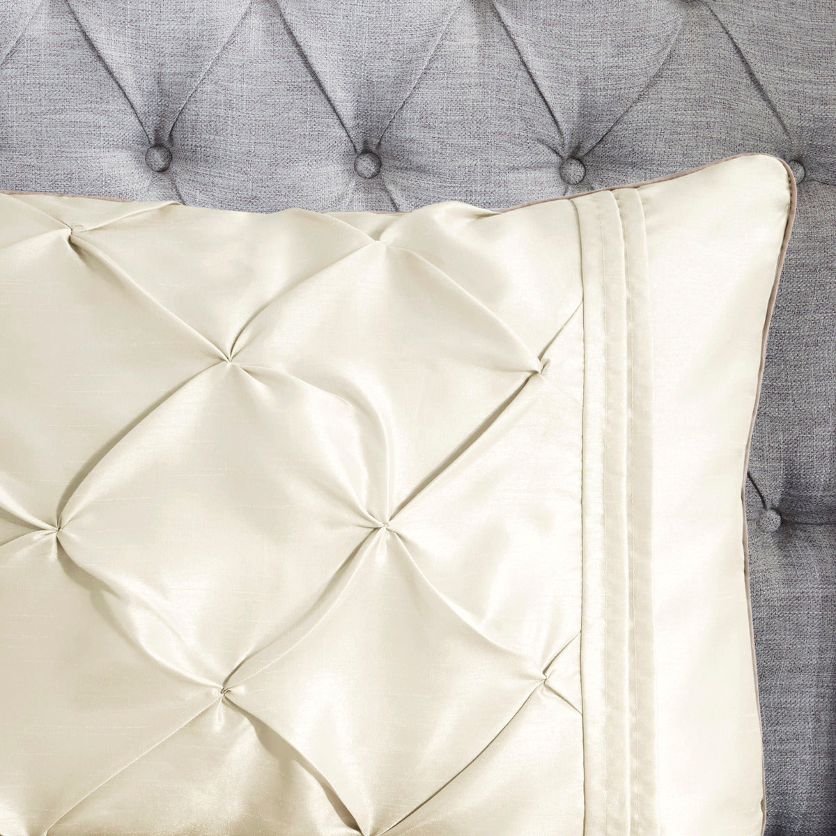 7 Piece Tufted Comforter Set Ivory Queen, photo 10 of 13