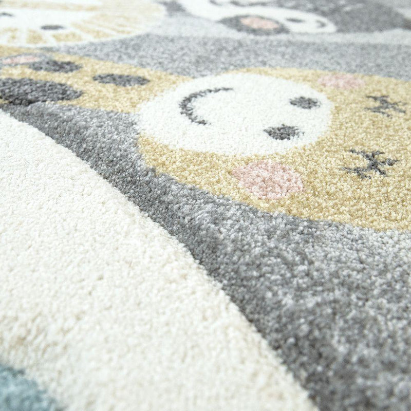 Kids Rug Hot Air Balloon Animals Clouds in Pastel Cream
