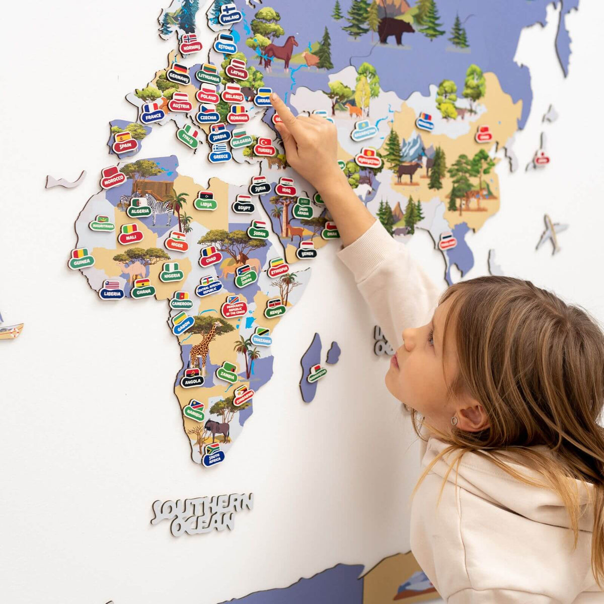 Animal World Map Indigo, photo 5 of 15