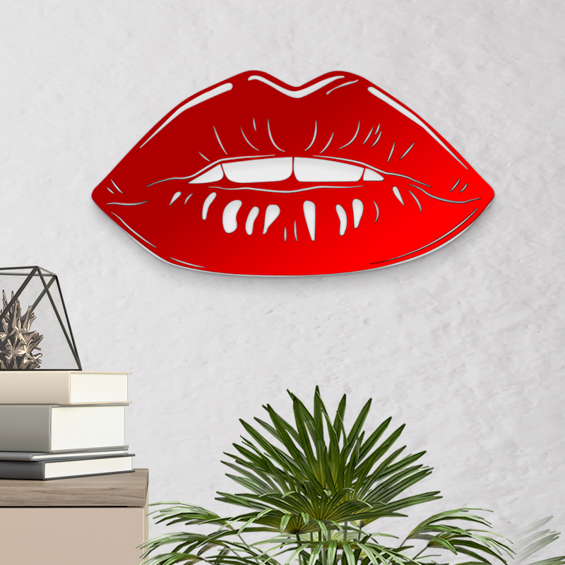 Lips Mirror Decor