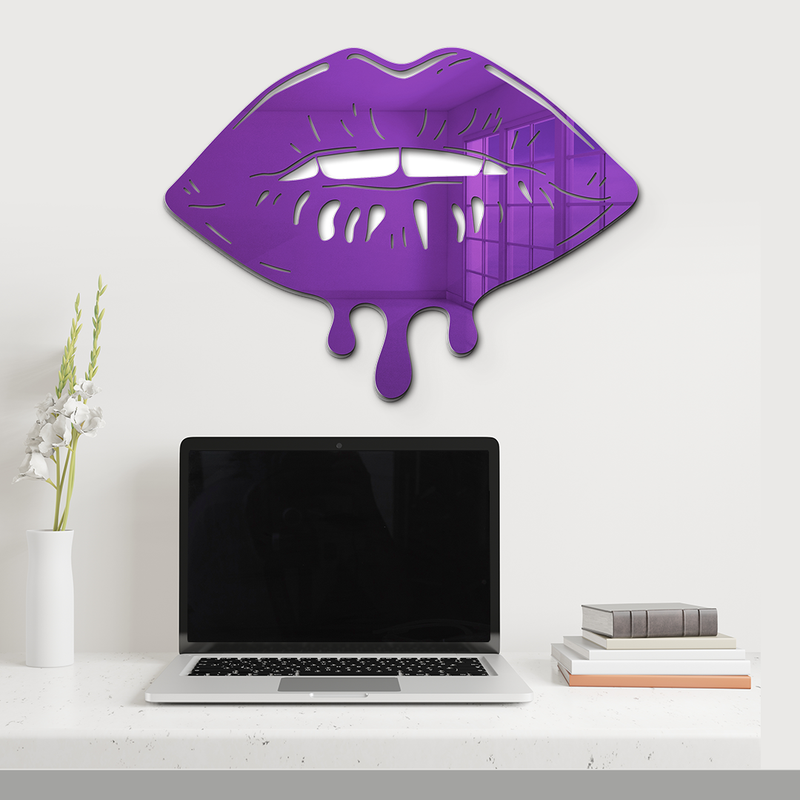 Melting Lips Mirror