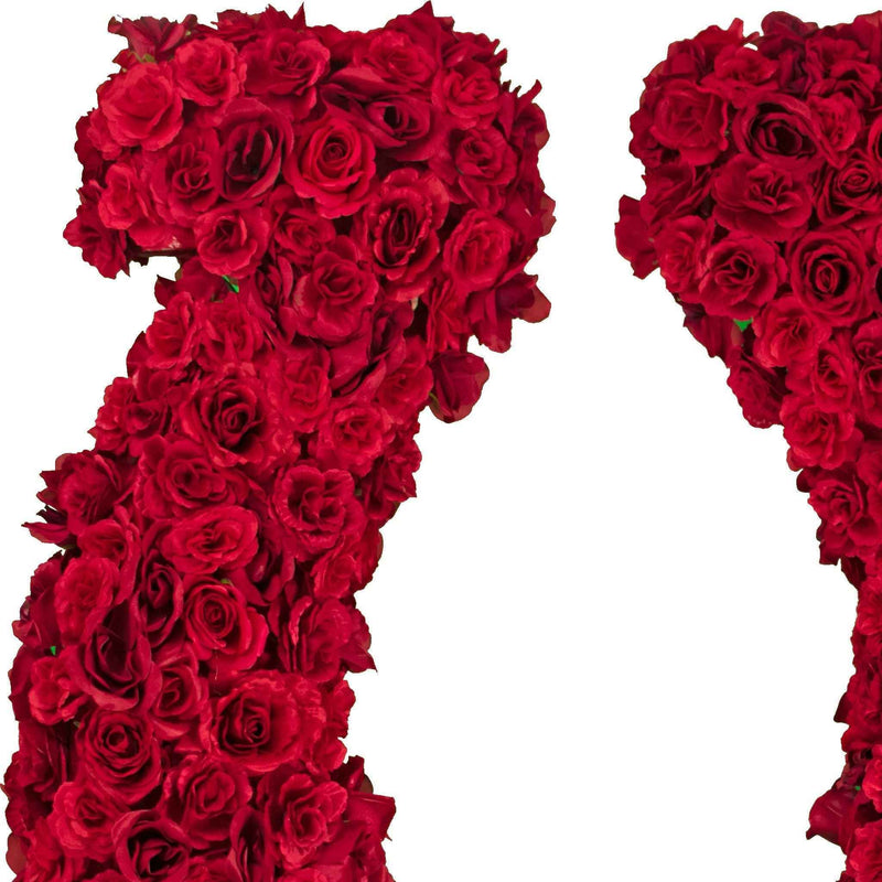 Lucky Rose Petal Horseshoe Centerpiece