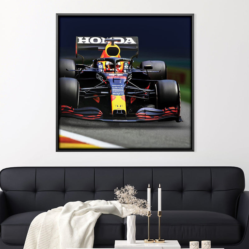 Mach F1 Canvas