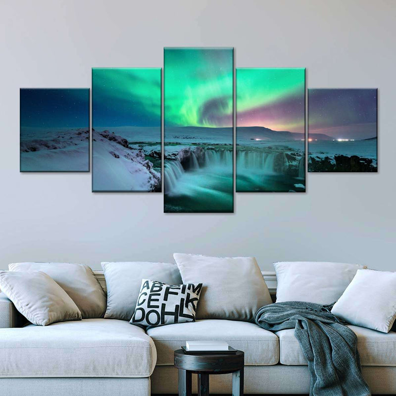 Green Aurora Borealis Wall Art