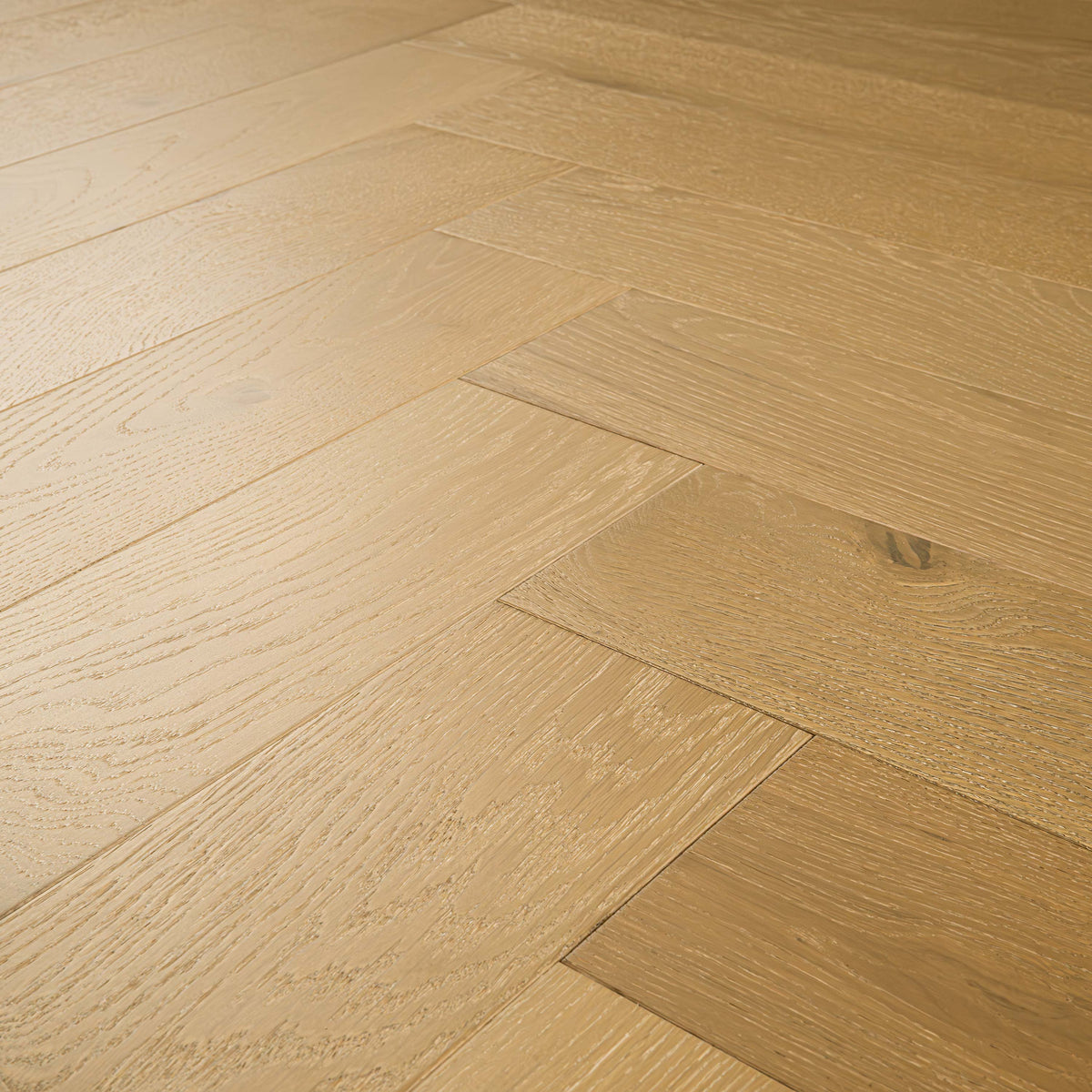 MSI Mccarran®whitlock Herringbone Engineered Hardwood Flooring, detail