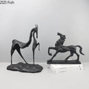 GobekUsa Cast Iron Horse Sculpture Modern Desk Decor Minimalist Room Artistic Craft Figurine