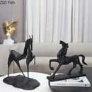 GobekUsa Cast Iron Horse Sculpture Modern Desk Decor Minimalist Room Artistic Craft Figurine