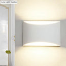 GobekUsa Minimalist LED Wall Light - Metal Geometric Design | Warm/White Light Options