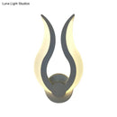 GobekUsa Nordic LED Flame-Shaped Wall Sconce Light for Cozy Bedroom Ambiance in Warm/White