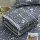 GobekUsa Daisy Print Quilted Summer Quilt Set in Soft Breathable Fabric