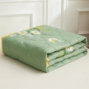 GobekUsa Daisy Print Quilted Summer Quilt Set in Soft Breathable Fabric