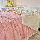 GobekUsa Cozy Faux Rabbit Fur Blanket, Soft Fluffy Quilt for Single, Anti-Static Warm Throw
