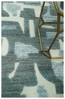 Modern abstract Carved Texture Green, Ivory and Silver 5x8 Hand Knotted Wool Area Rug