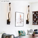 GobekUsa Modern Acrylic Twist Wall Light Sconce in Black/White - Neutral/Warm/White Light