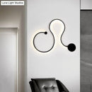 GobekUsa Modern Metal Snake-Like Wall Sconce Lighting - 25.5"/50" W LED Wall Mount Lamp in Black with Warm/White Light