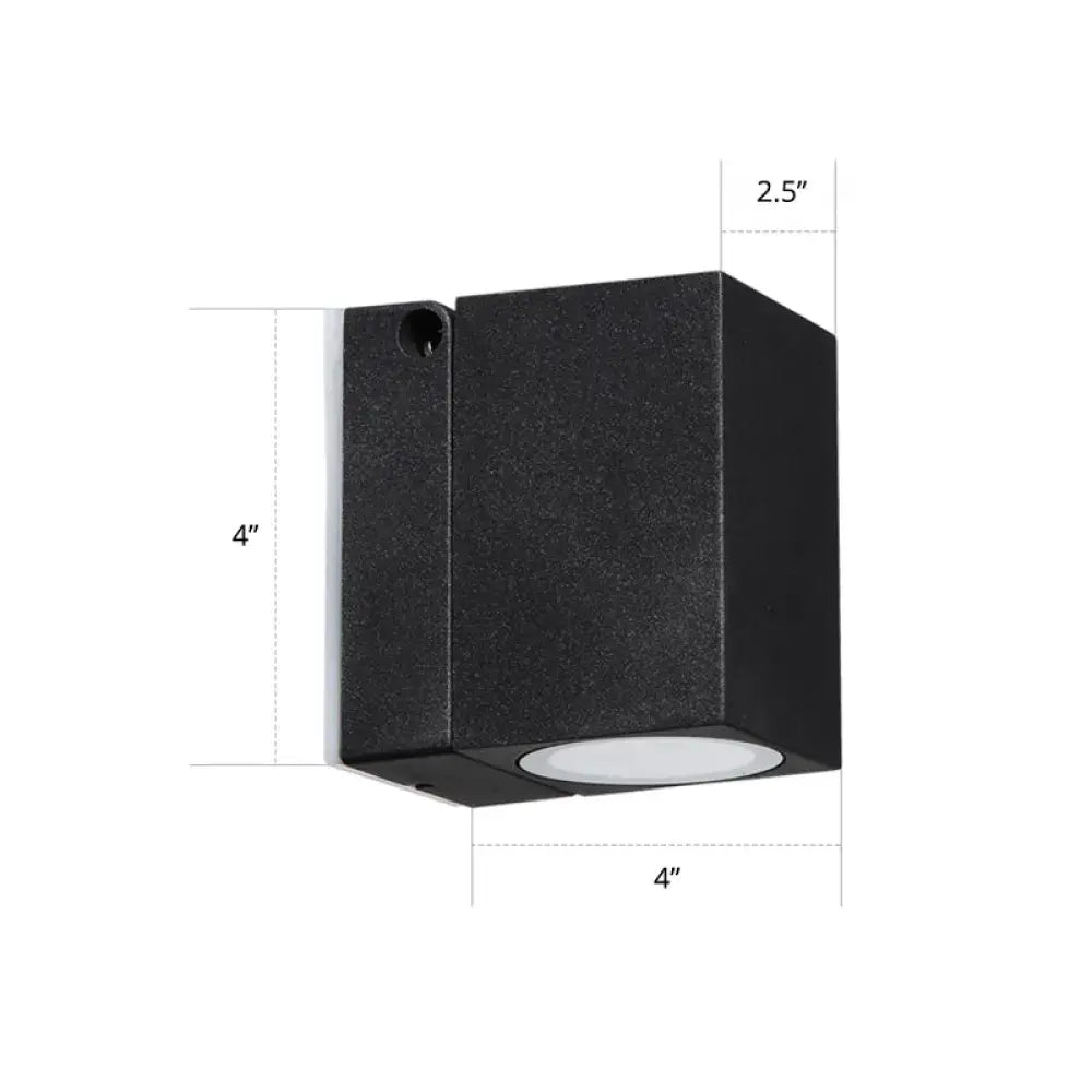 GobekUsa Modern LED Patio Wall Sconce: Rectangular Mini Metal Light Fixture in Black