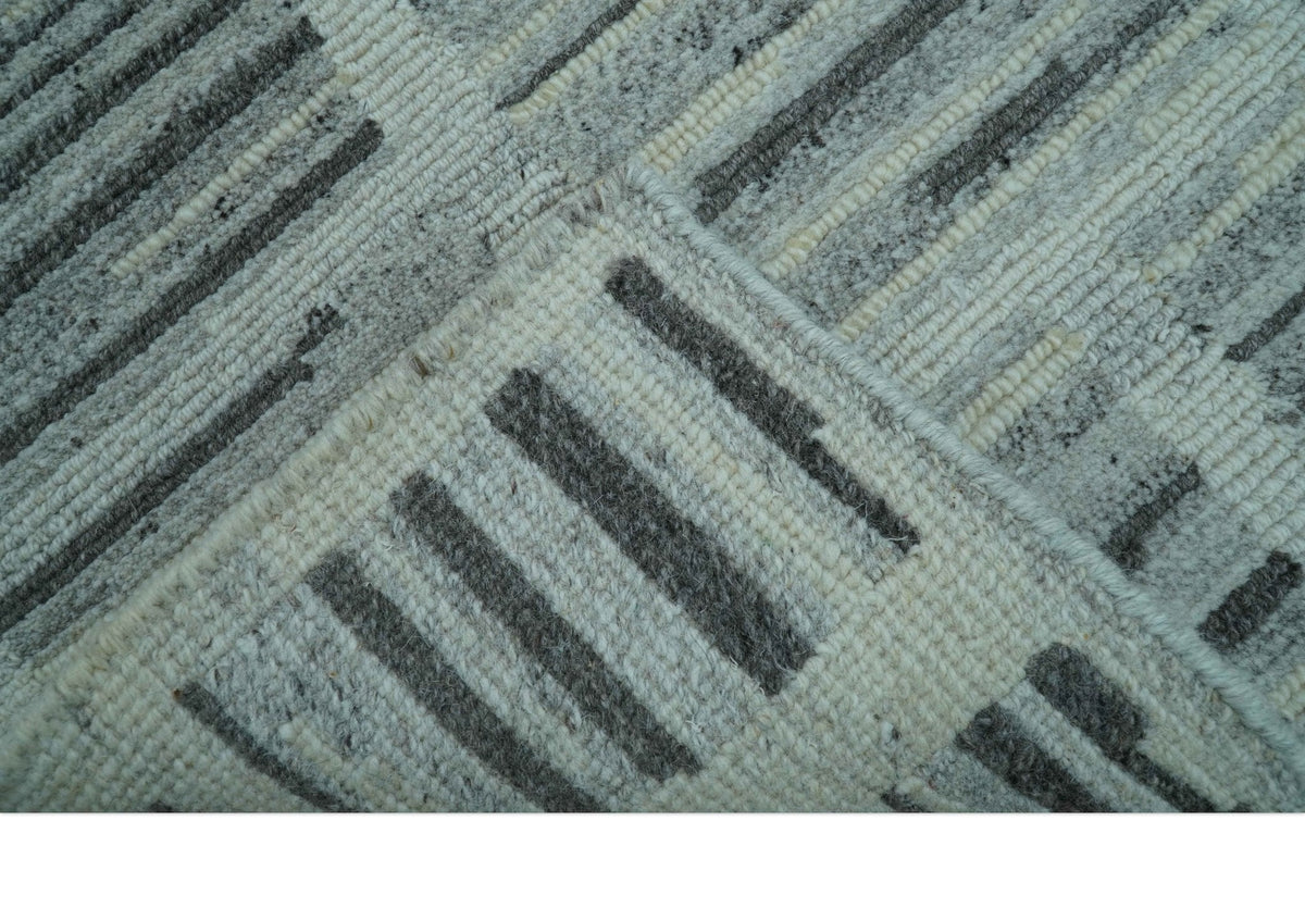 Hand-Knotted Charcoal Gray Pure Wool Area Rug 2x3 Feet Modern Contemporary Design, photo 5 of 9