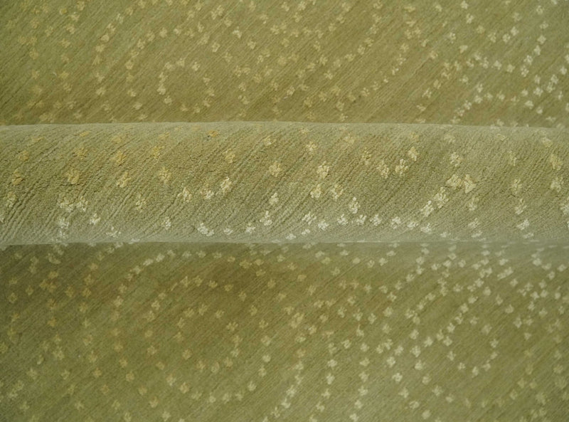 Modern Design Olive Hand loom 6x6 Square wool Area Rug