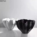 GobekUsa Black Resin Bud Vase Modern Room Decor Flowers Arrangement Desk Vase