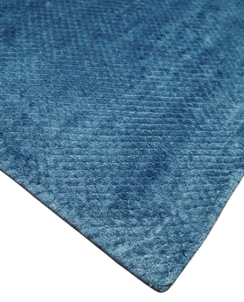 Modern Geometrical Cross Square Hand Made 2x3 Aqua Blue Art silk Area Rug