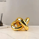 GobekUsa Gold-plated Knot Ornaments: Modern Geometric Resin Desk Decor & Room Craft