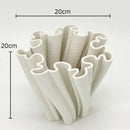 GobekUsa Bud Shape Ceramic Vase Floral Arrangement Desk Decor Modern Artificial Flowers