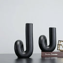 GobekUsa Black Pipe Geometric Resin Twist Knot Figurine - Home Decor Accessory