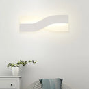 GobekUsa Modern Twisted Sconce LED Wall Mounted Light Fixture in Gold - Warm White Light