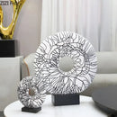 GobekUsa Circle Ornament Desk Decoration Resin Ring Statue Modern Crafts Decor