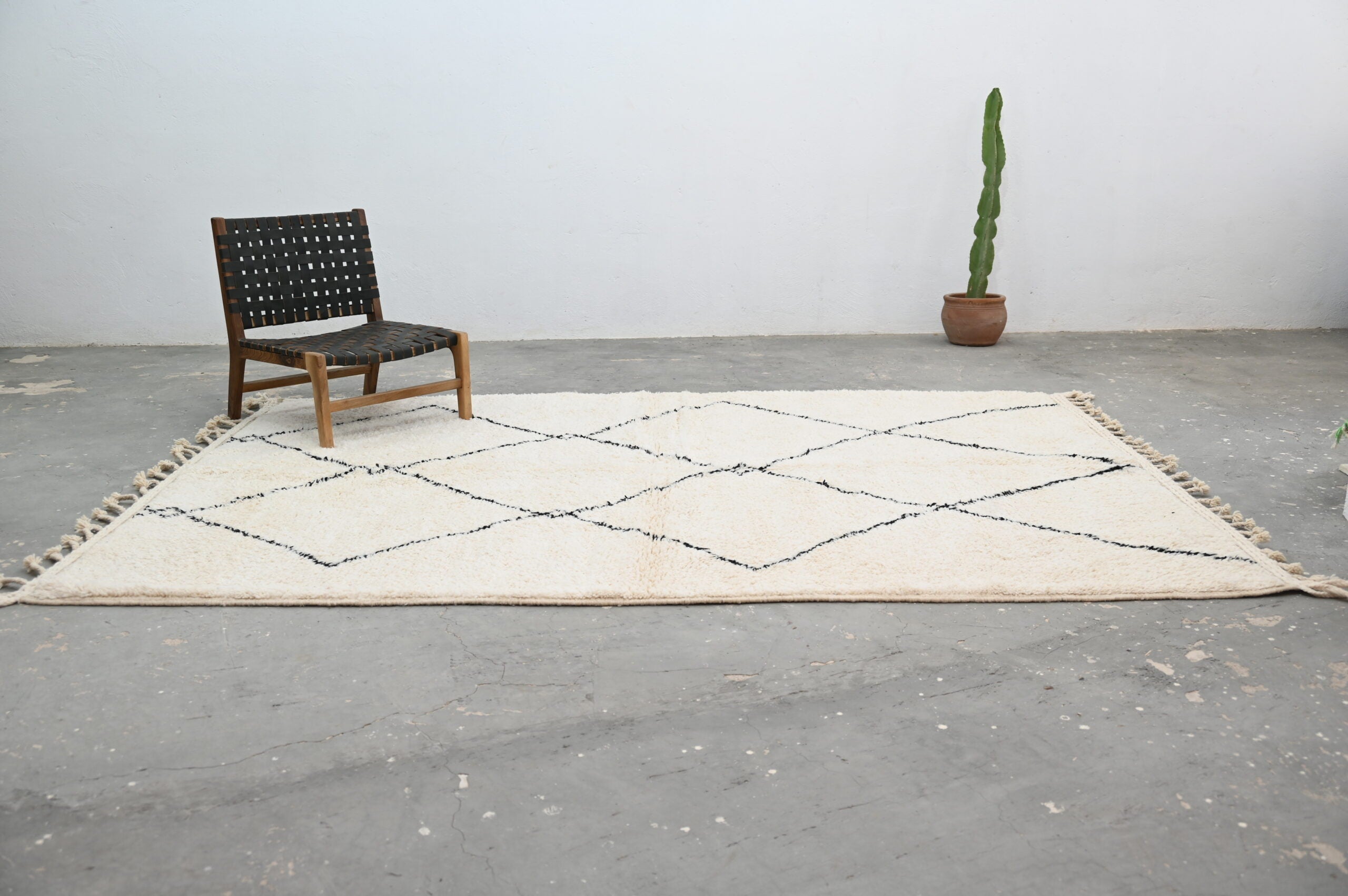 Moroccan Handmade Traditional Beni Ouarain Carpet 310 X 215 Cm