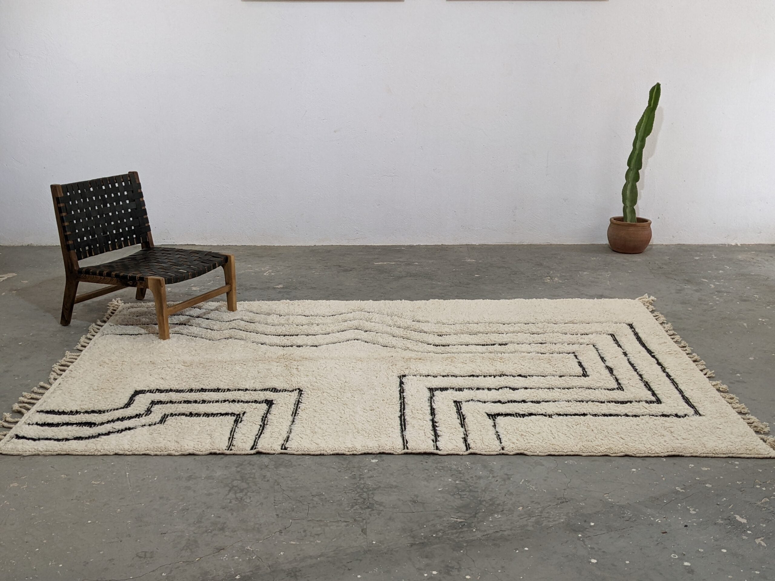 Moroccan Handmade Traditional Beni Ouarain Rug 285 X 194 cm