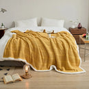 GobekUsa Cable Knit Sherpa Blanket - Nordic Elegance for Autumn & Winter