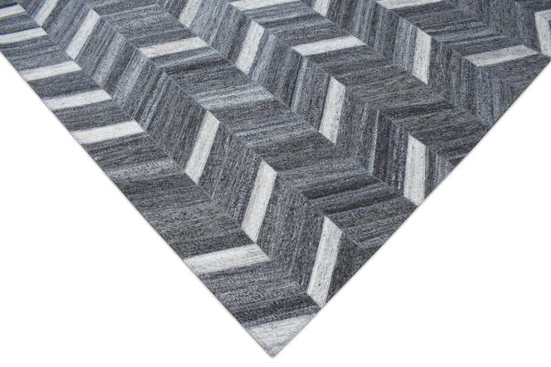 5x8 Handmade Gray and Ivory Chevron Viscose Area Rug | LR9