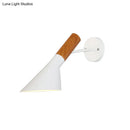 GobekUsa Nordic Monochrome Wall Light: Single Bulb Metallic Sconce for Showrooms and Galleries