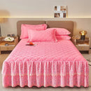 GobekUsa Cotton Lace Ruffles Quilted Bed Skirt Set with Pillowcases