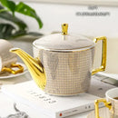 GobekUsa Bone China Tea Pot: Elegant European Porcelain Coffee Pot for Tea Lovers.