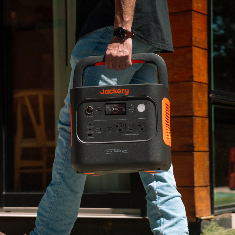 Solar Generator 2000 v2