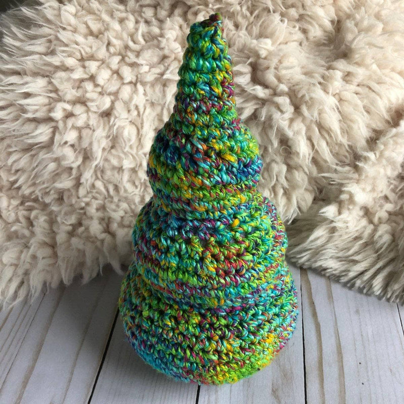 O'Whimsical Christmas Tree Crochet Kit