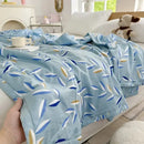 GobekUsa Cartoon Bear Printed Summer Quilt Lightweight Soft Cooling Blanket