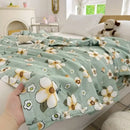 GobekUsa Cartoon Bear Printed Summer Quilt Lightweight Soft Cooling Blanket