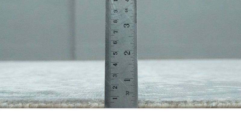 Premium Style Silver and Gray Traditional Medallion 5x8 Hand loom Viscose Area Rug