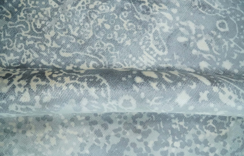 Premium Style Silver and Gray Traditional Medallion 5x8 Hand loom Viscose Area Rug